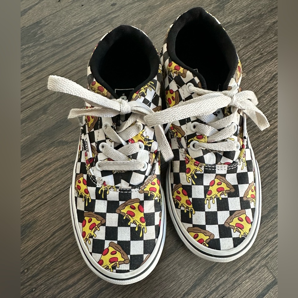 Pizza vans sneakers